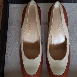 COLE HAAN Two-Tone Pump